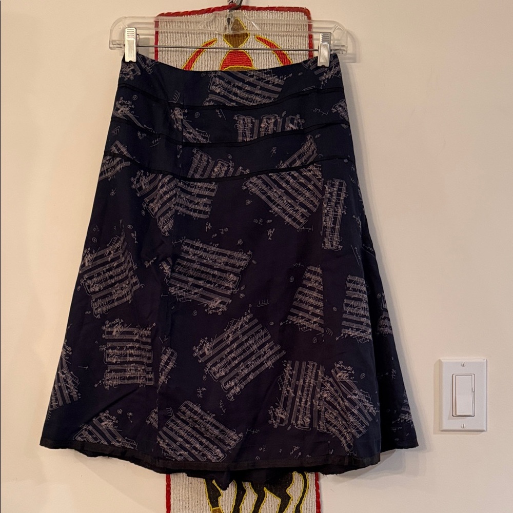 Cute Skirt very comfortable fully lined